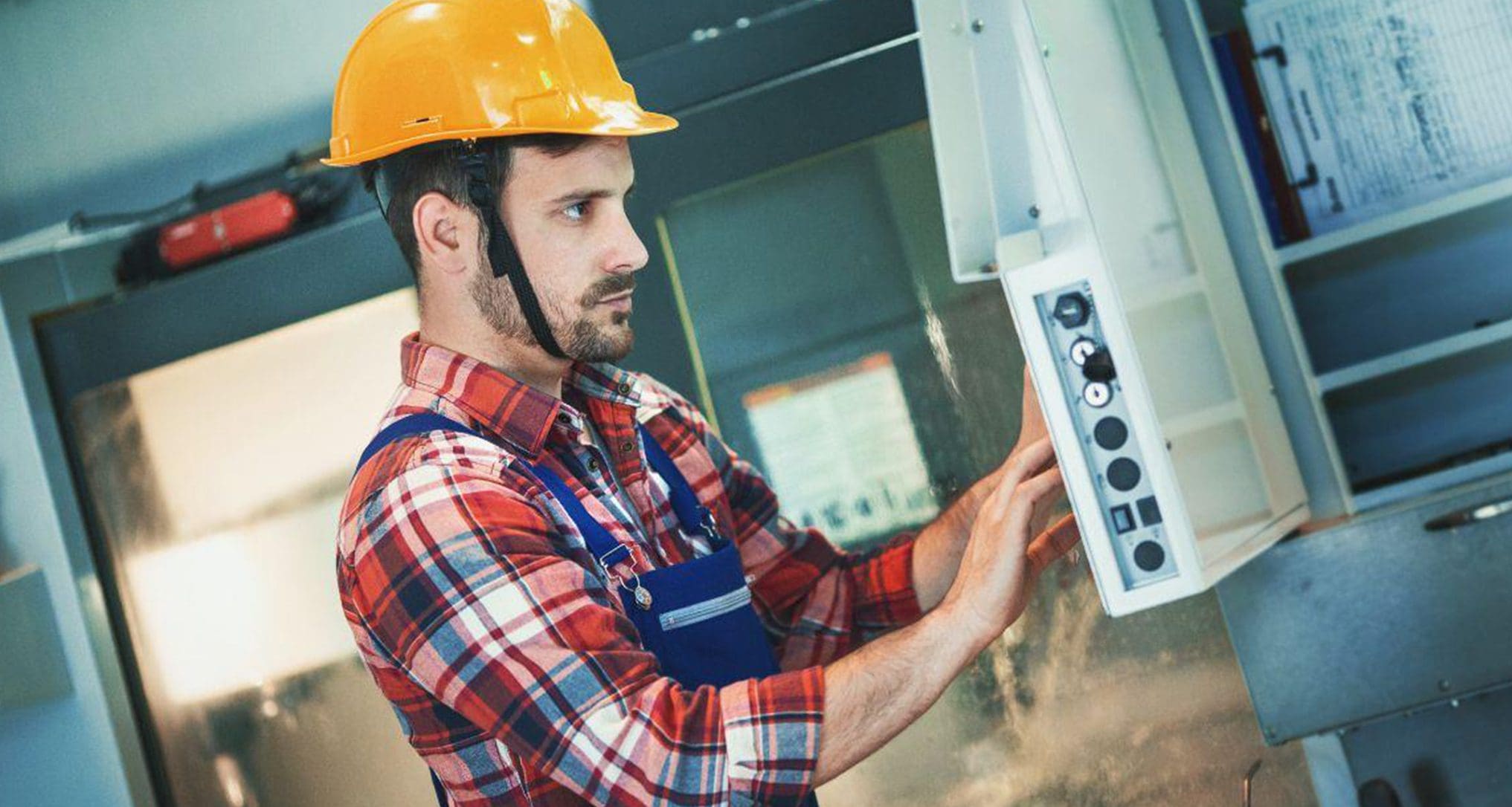 construction working operating machine