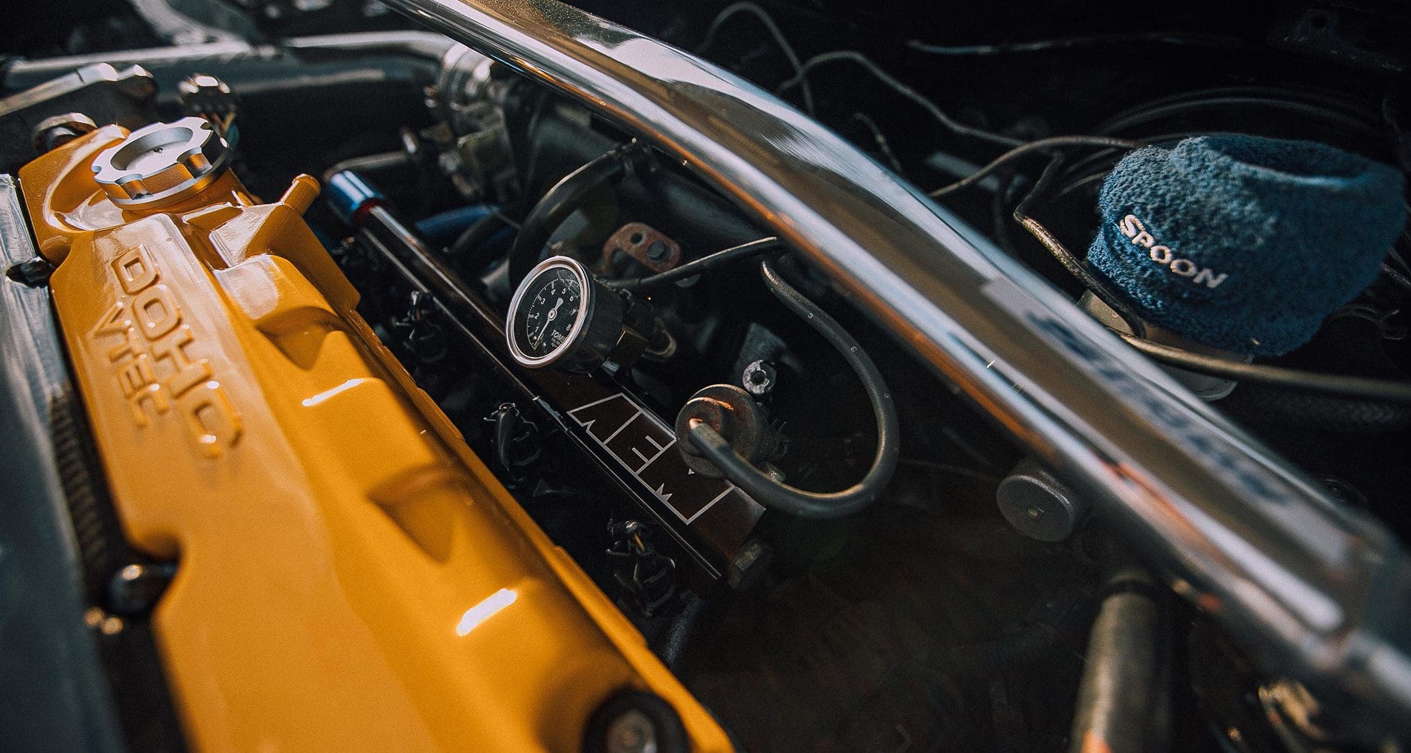 zoomed in doho vtec engine