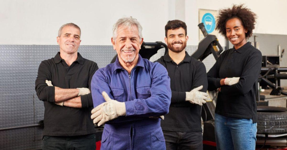 mechanic shop staff photo