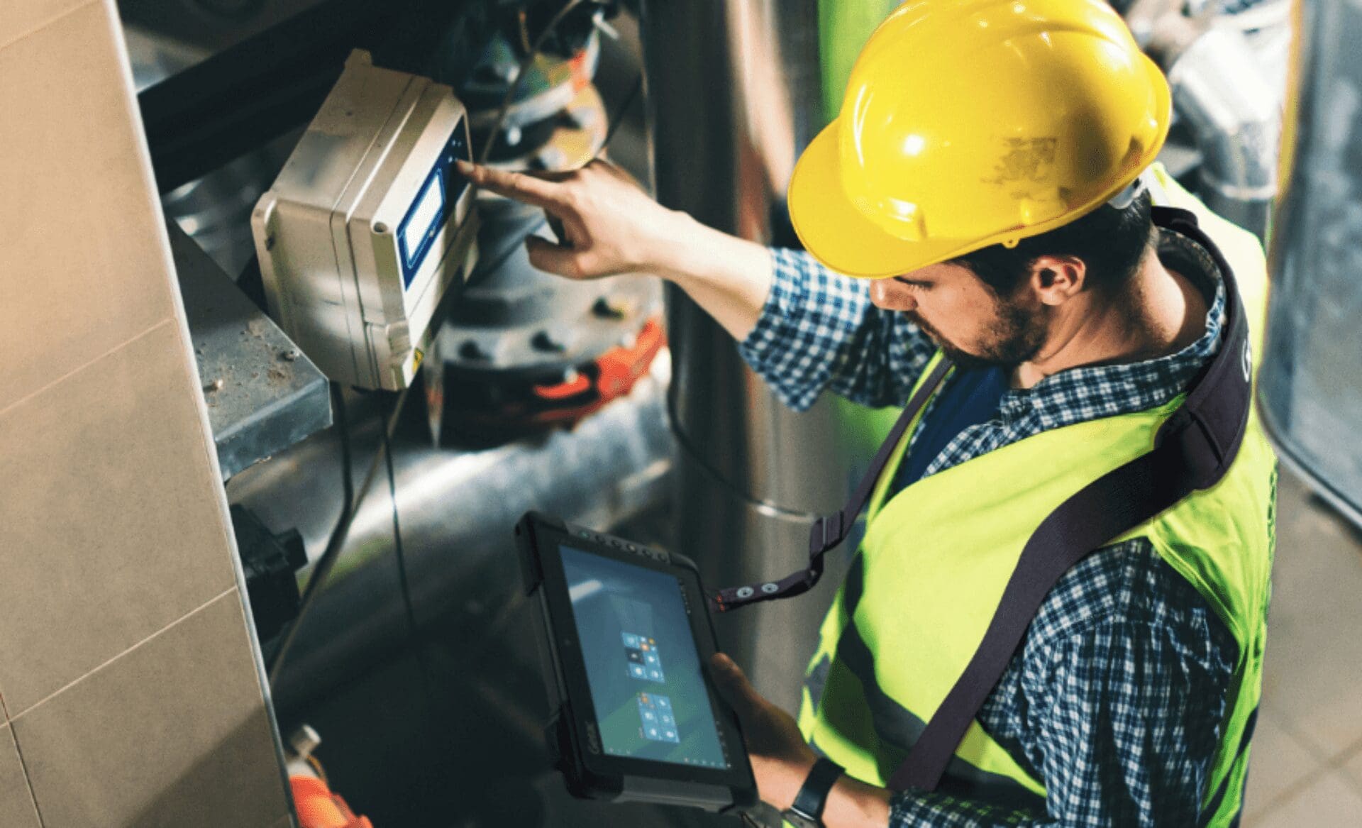 diagnostic tech using getac rugged tablet