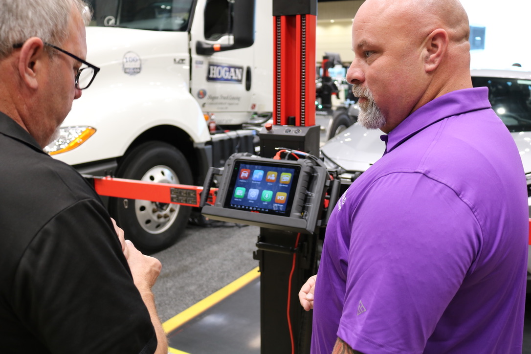 Bryan Bott at tradeshow