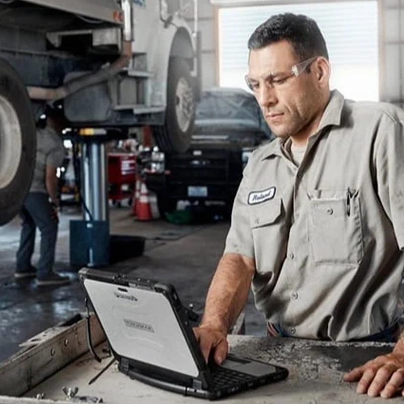 Panasonic tech with toughbook in shop